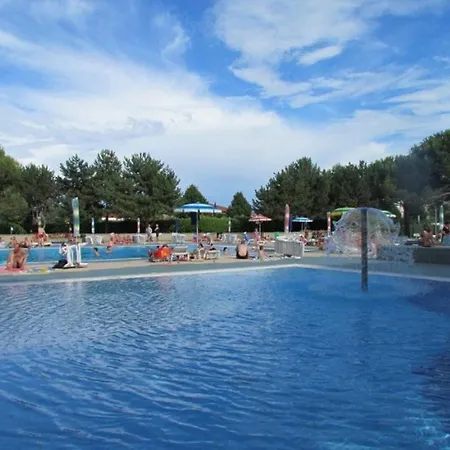 Studio For 4 People In With 12 Pools - Tennis - Volleyball - Kids Area Bibione