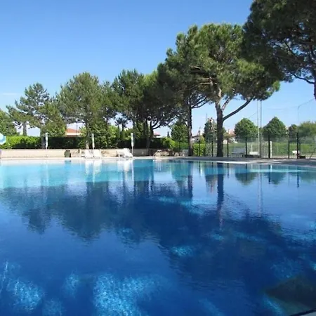 Apartamento Studio For 4 People In With 12 Pools - Tennis - Volleyball - Kids Area Bibione